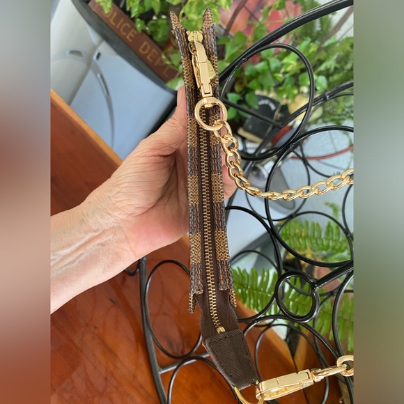 Louis Vuitton Damier Ebene Canvas Pochette with Crossbody Chain - Picture 6 of 12